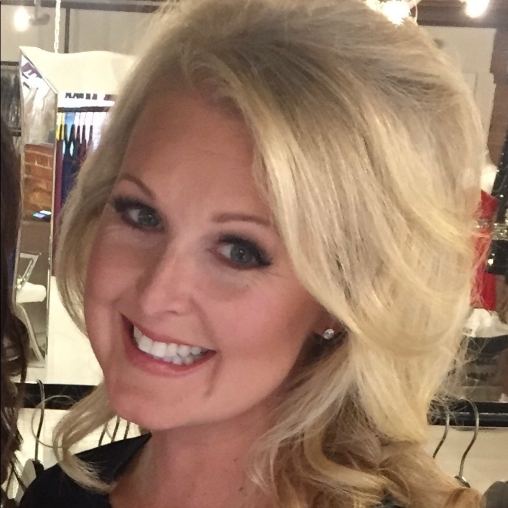Meet your Posher, Jennifer